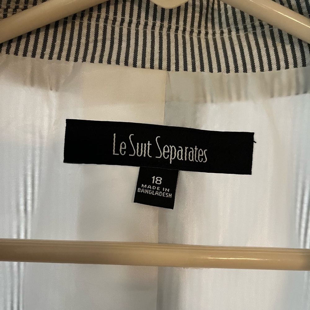 Le Suit seer sucker jacket.